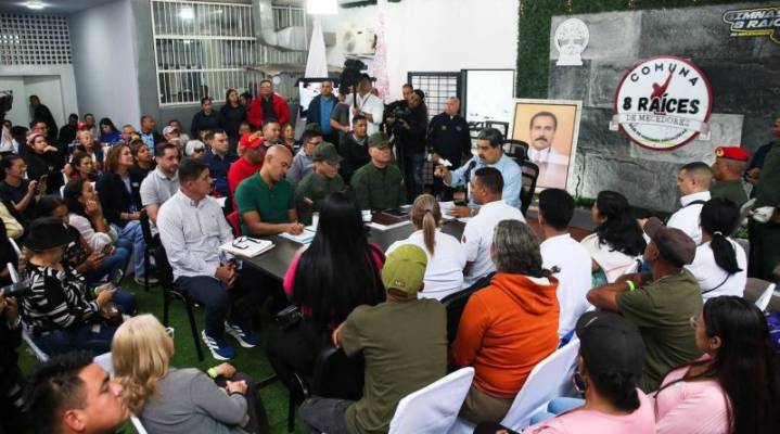 Ministro Márquez asume jefatura nacional del 1×10 del Buen Gobierno
