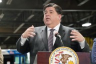 Illinois demanda a Trump, Noem, Hegseth sobre las tropas estadounidenses federalizadas en Chicago