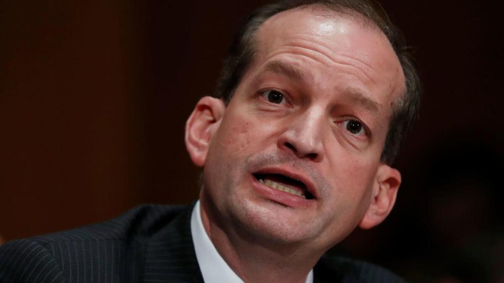 Prosecutor tells House committee Epstein trial would have been ‘crapshoot’