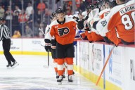 Deadspin | Trevor Zegras, Flyers snap Islanders win streak
