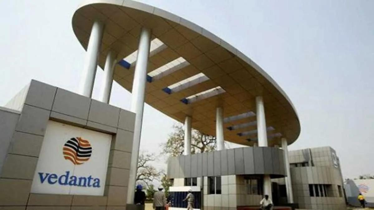 Vedanta Reports 37% Decline in Q2 Net Profit to ₹3,479 Crore