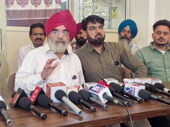Mohali: Residents condemn exclusion of Balongi from Municipal limits, call it ‘injustice to common people’ Photo Source: Babushahi Bureau [ FULL VIEW ]