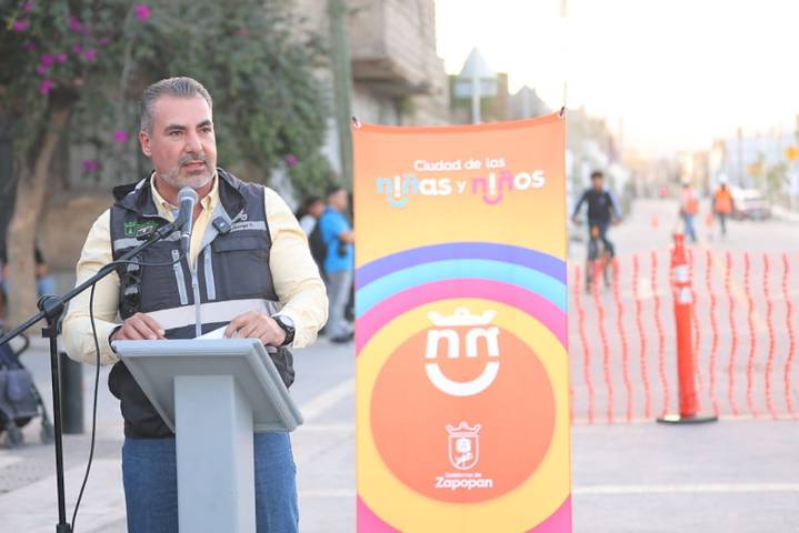 Zapopan renueva 450 metros de calle en la colonia Carlos Rivera Aceves