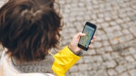 Alerta urgente de los expertos: ésto que tiene tu hijo en el móvil es un gran peligro y lo has normalizado