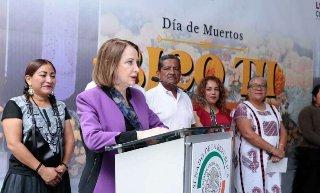 Inauguran en el Senado altares de muertos con representación oaxaqueña