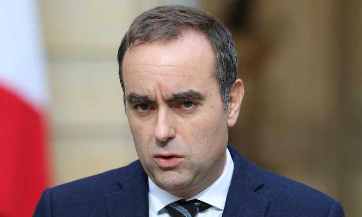 France's New PM Resigns, Hours After Cabinet Unveiled