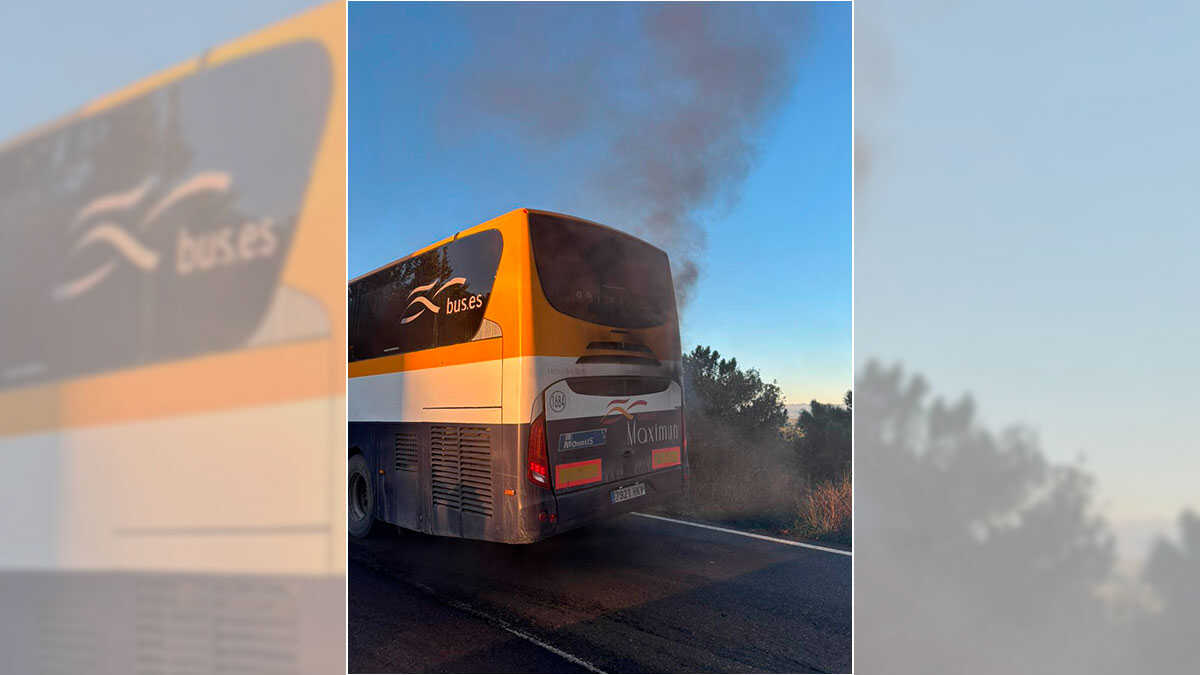 Familias de Fuentes de Rubielos y Olba denuncian el mal estado del autobús escolar