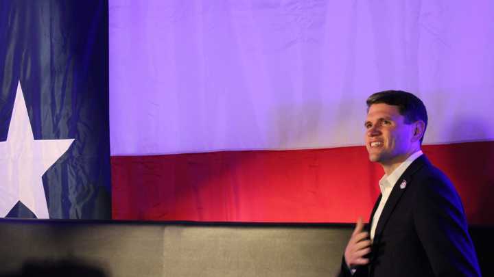 State Rep. James Talarico rallies El Paso Democrats for US Senate run