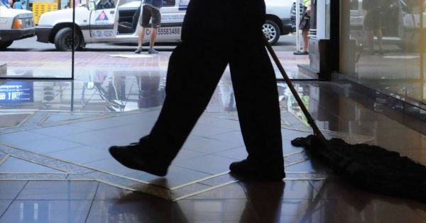 Aumentan las expensas: con aumento y bono, cuánto cobran los encargados de edificios en octubre