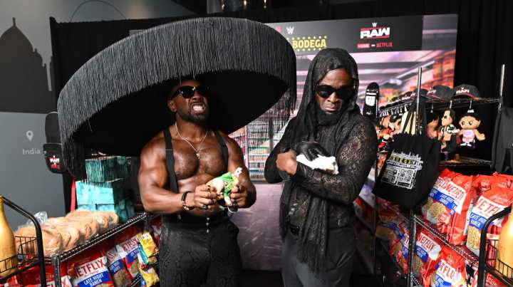 Backstage Details On Kofi Kingston & Xavier Woods Signing New Deals With WWE