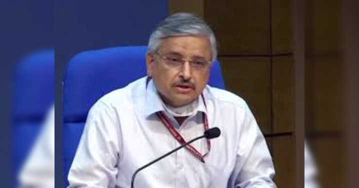 Former AIIMS Director Randeep Guleria warns of rising health risks, advises precautions amid Delhi's 'very poor' AQI