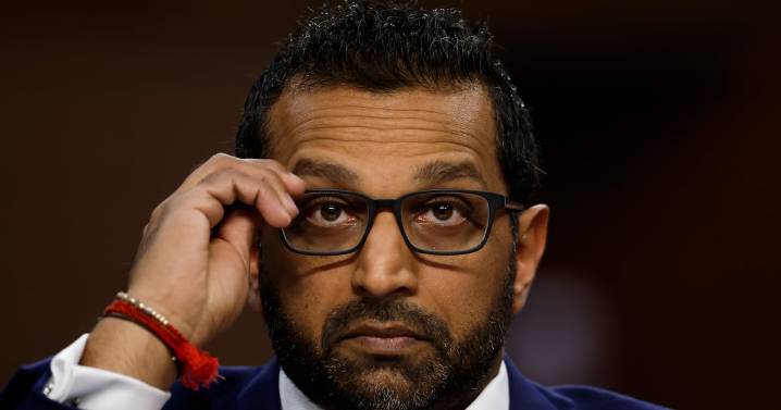 Keystone Kash Gives Out Bonkers Merch to FBI Agents