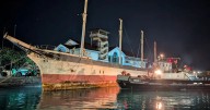 Fury as historic Clyde ship deliberately sunk off coast of Hawaii