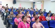Promueven la salud en el Octubre Rosa