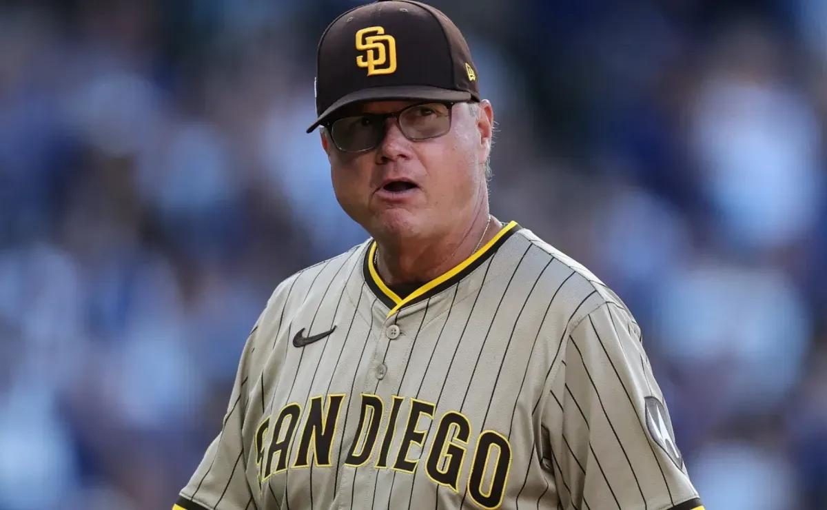 Padres manager Mike Shildt makes unexpected decision on retirement after playoff exit: ‘Severe toll’