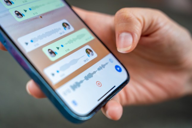 Ideal length of WhatsApp voice-note revealed after four in five Brits never listen to the very end
