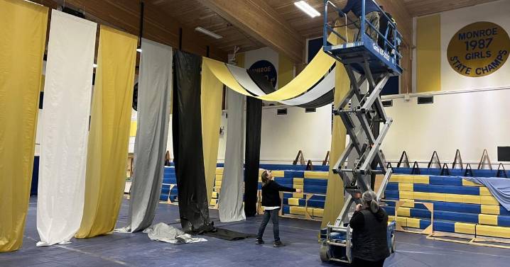 HIPOW turns Boileau Hall into a ballroom with a bidding war