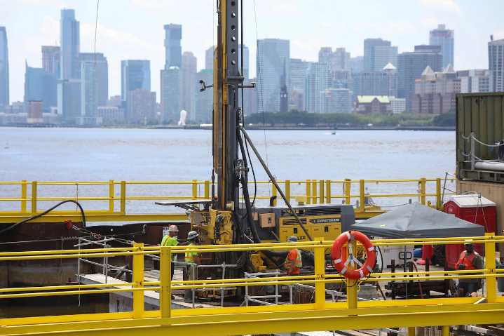 Trump administration holding $18 billion meant for new rail tunnel between NYC and New Jersey