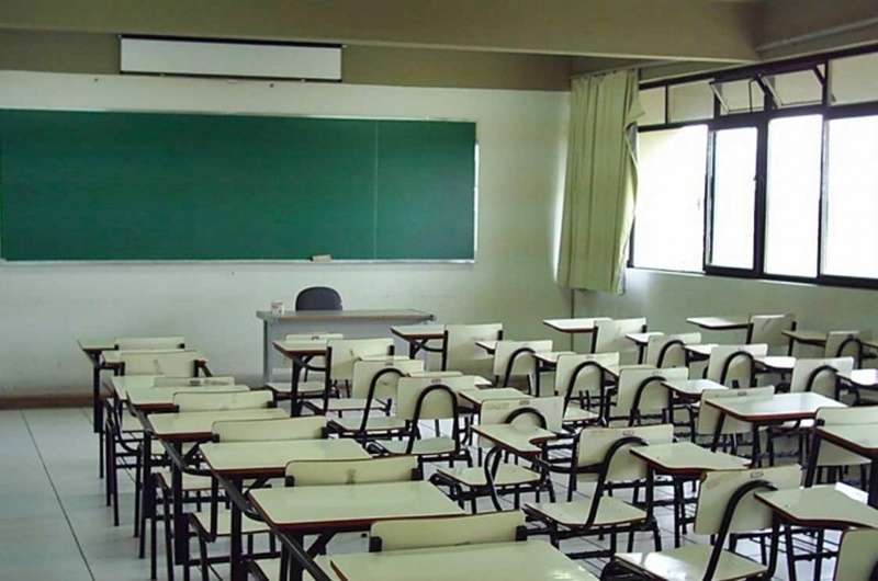 Los docentes se manifiestan / Este miércoles jornada y el martes 14 paro