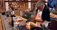 MasterChef Celebrity: Luis Ventura intentó dar vuelta la tortilla y casi arma un desastre