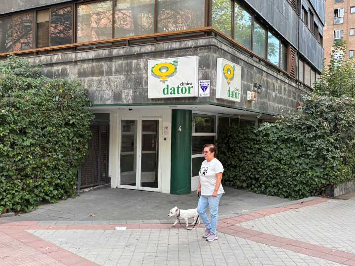 “¡Váyanse a otro lado a abortar!”: la interrupción voluntaria del embarazo abre otra tormenta política en España