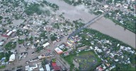 Tras las lluvias, el desconsuelo: más de 47 muertos y comunidades incomunicadas en cinco estados