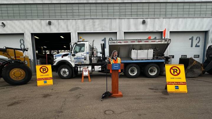 Edmonton begins Snow and Ice Control program