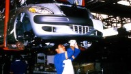 Incertidumbre comercial afecta planes de contratación laboral en la industria automotriz