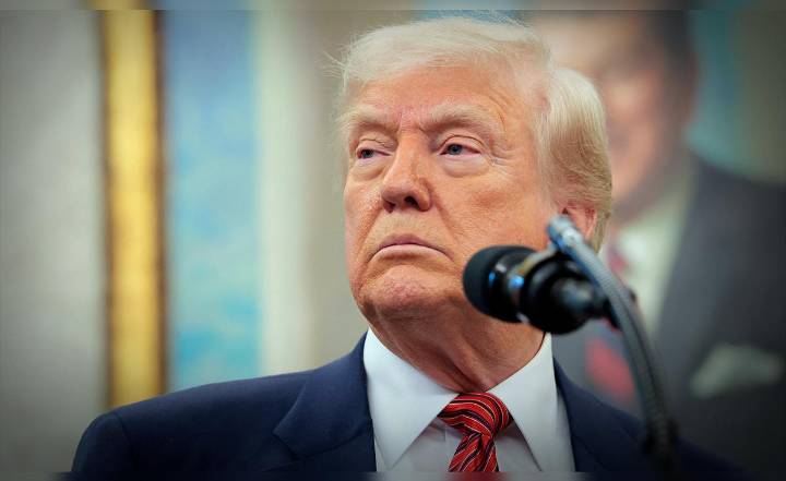 Trump niega que EE. UU. atacará Venezuela tras versiones de medios estadounidenses