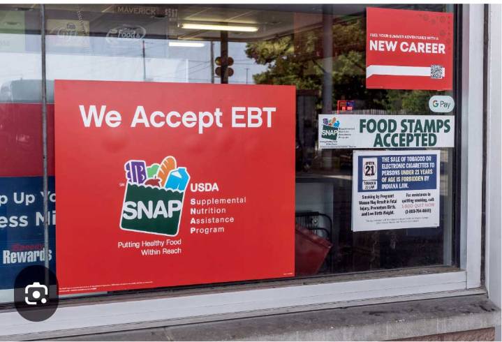 Amid Shutdown Bronx SNAP Recipients Fear Existing Credit May Disappear from SNAP Card Nov. 1