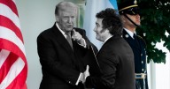 Estados Unidos dividido: crece la presión sobre Trump por el rescate millonario a Argentina
