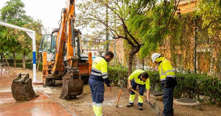 Marbella mejora la iluminación y la eficiencia energética de la pista deportiva de Las Medranas