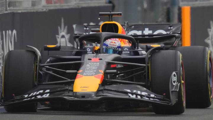 Singapore GP: Max Verstappen fastest from Oscar Piastri as field bunches to set up thrilling qualifying battle