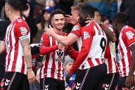 Sunderland consigue la segunda posición de la Liga Premier