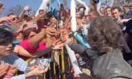 Milei tuvo que suspender un acto de campaña en Santa Fe por incidentes