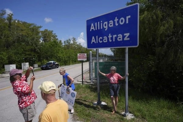 Arresta Florida a 6 mil presuntos migrantes en 5 meses