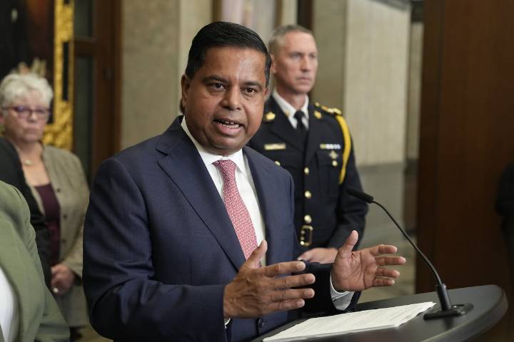 Public Safety minister says he wants to push through refined warrantless access powers to help police