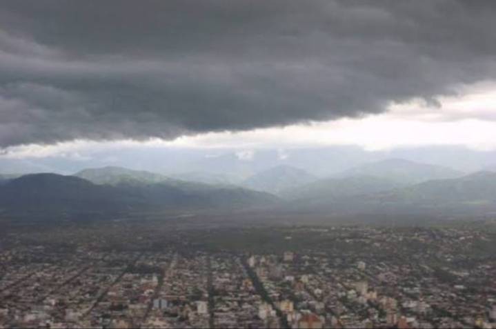 Tormentas intensas en Salta: alerta naranja y amarilla afectan gran parte de la provincia