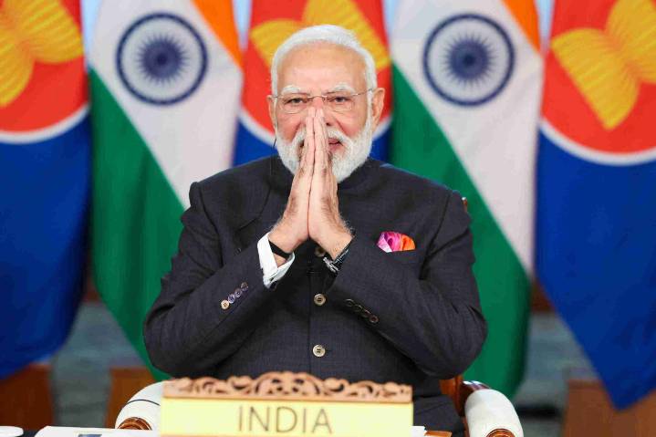 Modi seeks early review of India-ASEAN free trade pact at summit