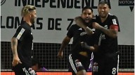 Deportivo Riestra le ganó a Instituto y es puntero