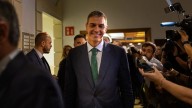 Sánchez dice salir "contento" del interrogatorio y Feijóo considera que "no puede seguir gobernando"