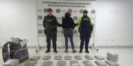 Capturan a una mujer con más de 29.000 dosis de drogas listas para ser distribuidas en zonas escolares en Barbosa, Santander