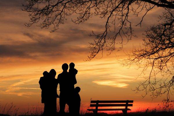 “Una amenaza para la familia”: Denuncian que la UE impulsa el cambio de género infantil sin límite de edad