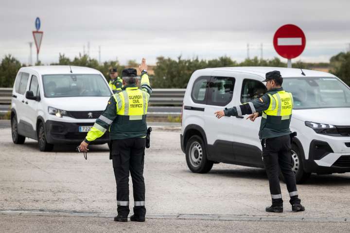 Multan al 1,4% de conductores controlados por distracciones