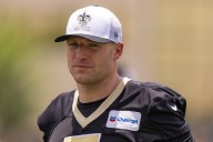 Deadspin | Saints' Taysom Hill, Foster Moreau active vs. Giants