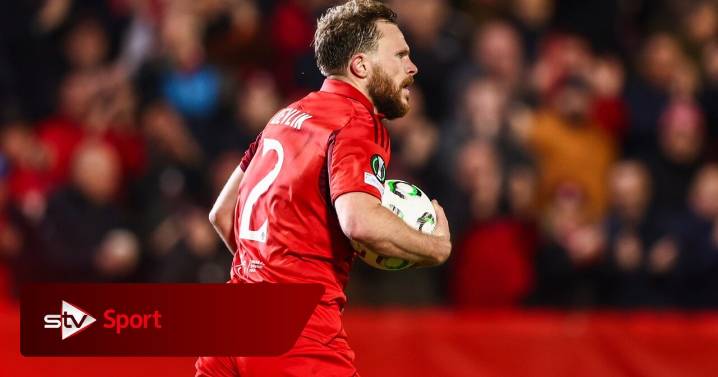 Nicky Devlin takes positives from Aberdeen’s narrow Europa League defeat to Shakhtar Donetsk