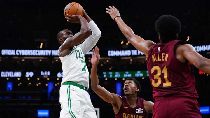 Cavs C Jarrett Allen suffers left ring finger injury against Celtics