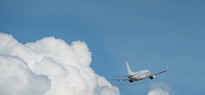 Two dead after plane crashes near Texas airfield