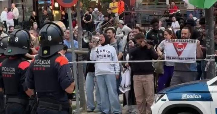 Vox vuelve hoy a Sabadell tras las pedradas y desde la CUP advierten que les darán «la bienvenida»