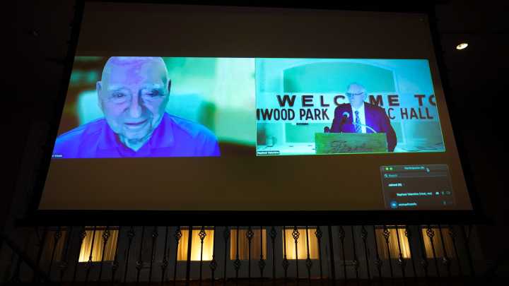 Dick Vitale receives humanitarian award from Elmwood Park